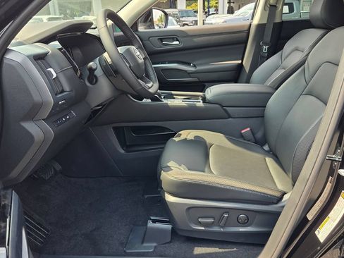 New 2026 Nissan Pathfinder SL w/ Cargo Package FWD image 3