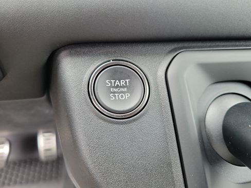 Used 2024 Land Rover Defender 130 X AWD/4WD image 32