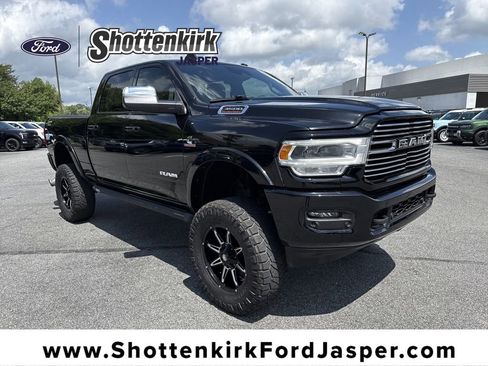 Used 2022 RAM 3500 Laramie AWD/4WD image 1