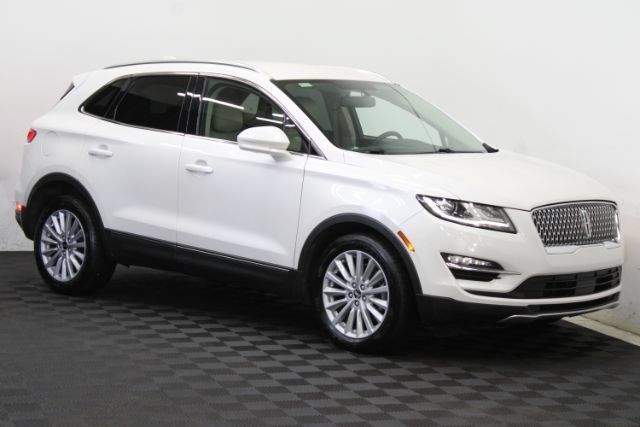Used 2019 Lincoln MKC Premiere FWD image 1