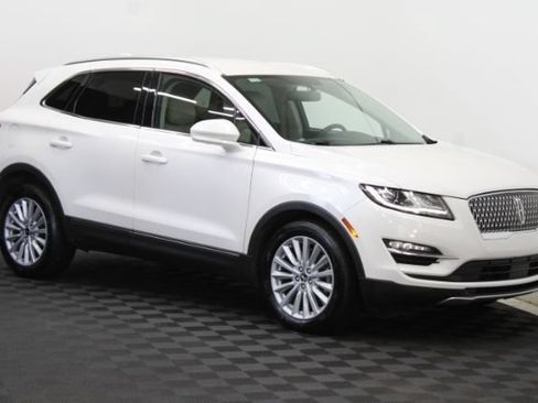 Used 2019 Lincoln MKC Premiere FWD image 1