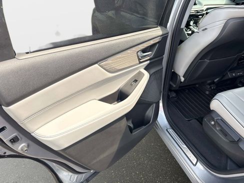 Used 2022 Acura MDX SH-AWD w/ Advance Package image 46