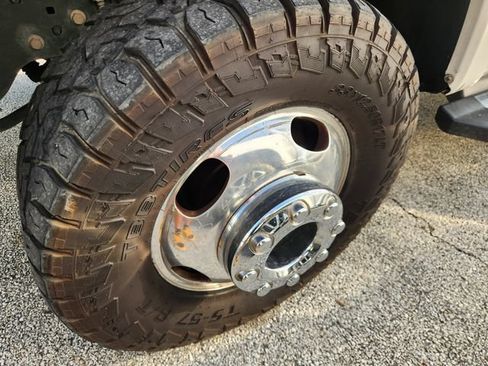 Used 2018 Ford F350 Lariat w/ Lariat Value Package AWD/4WD image 9