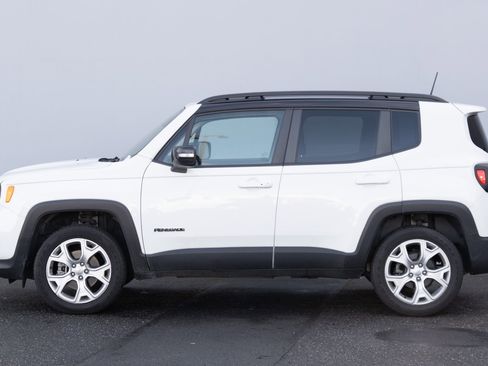 Used 2023 Jeep Renegade Limited image 26