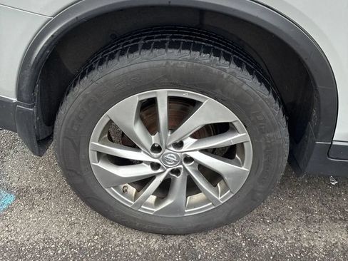 Used 2014 Nissan Rogue SL AWD/4WD image 19
