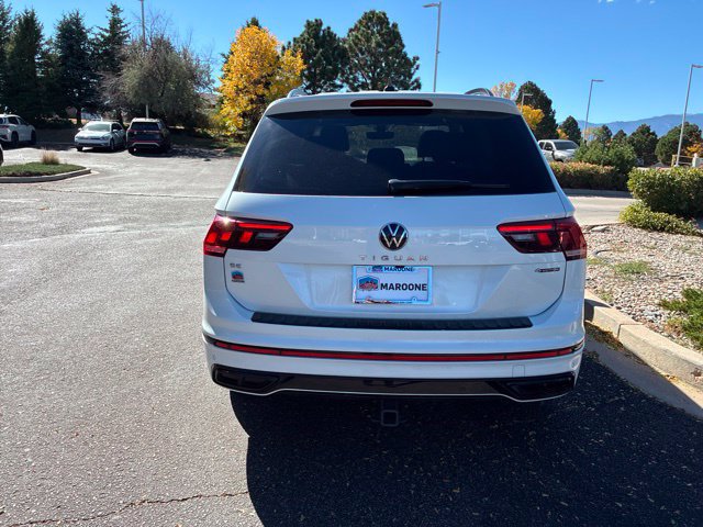 Used 2024 Volkswagen Tiguan SE R-Line AWD/4WD image 5