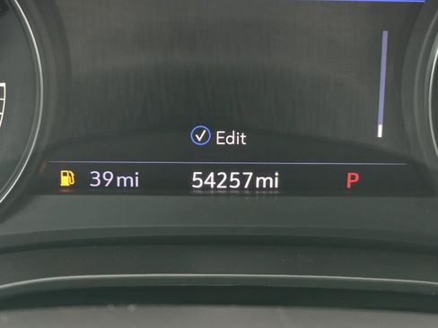 Used 2022 Cadillac XT6 Premium Luxury w/ Technology Package FWD image 25