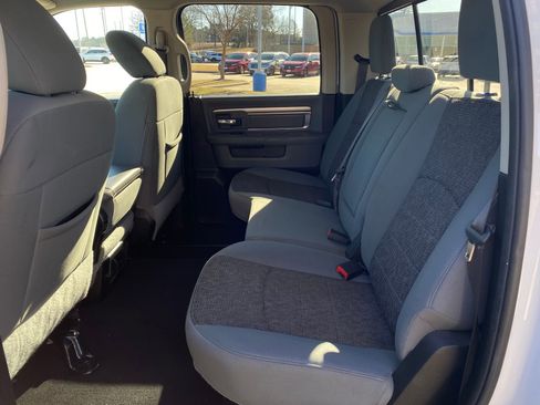 Used 2019 RAM 1500 Big Horn image 28