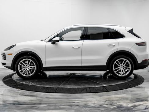 Used 2023 Porsche Cayenne image 5