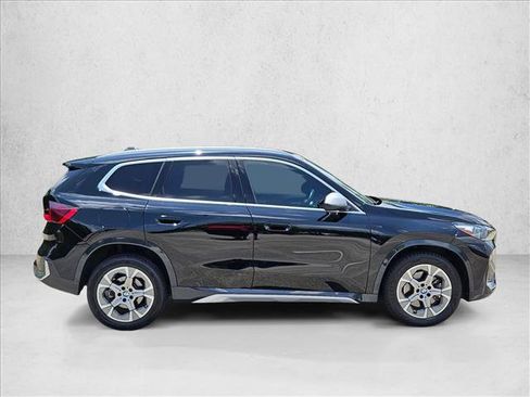 Used 2023 BMW X1 xDrive28i w/ Convenience Package AWD/4WD image 4