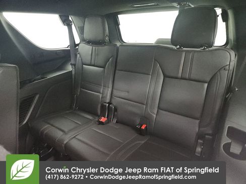 Used 2024 Chevrolet Tahoe RST image 33