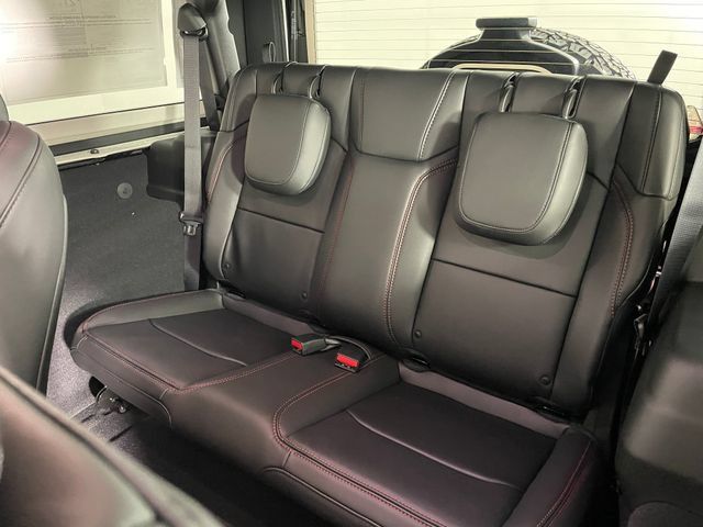 New 2027 Jeep Wrangler Rubicon AWD/4WD image 14