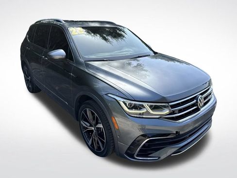 Used 2022 Volkswagen Tiguan SEL R-Line AWD/4WD image 3