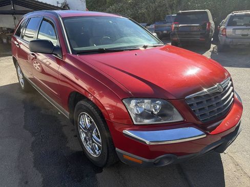 Used 2006 Chrysler Pacifica Touring FWD image 6