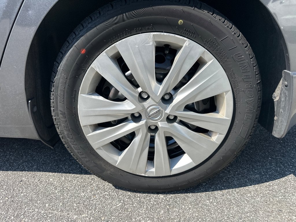 Used 2020 Nissan Sentra S FWD image 37