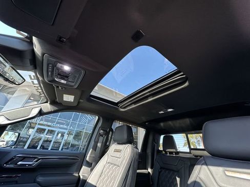 New 2026 GMC Sierra 1500 AT4 w/ AT4 Premium Package AWD/4WD image 30