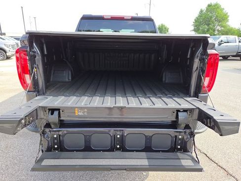 New 2026 GMC Sierra 1500 AT4 AWD/4WD image 23