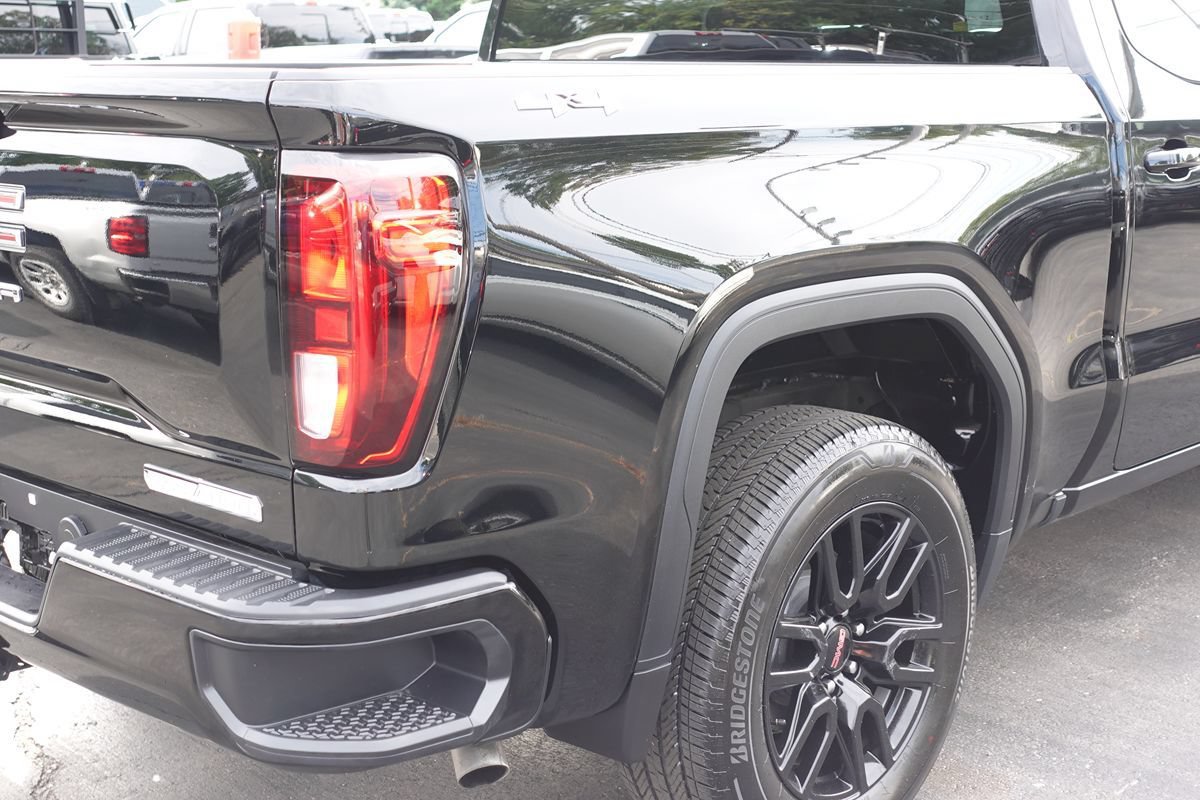 Used 2024 GMC Sierra 1500 Elevation AWD/4WD image 10
