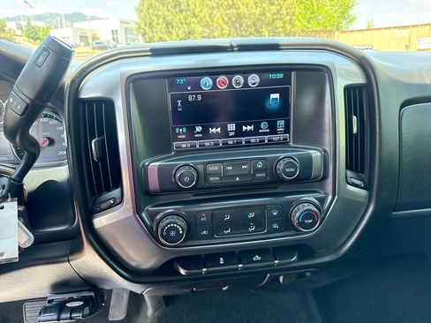 Used 2018 Chevrolet Silverado 2500 LT AWD/4WD image 17