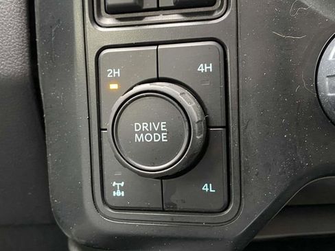 Certified 2023 Ford F250 Lariat image 32