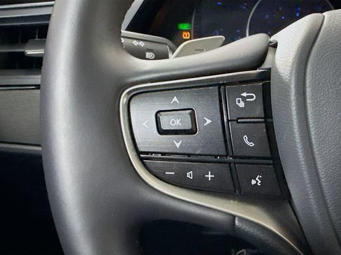 Certified 2025 Lexus ES 300h w/ Premium Package FWD image 11