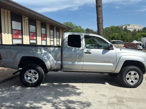 Used 2006 Toyota Tacoma 4x4 Access Cab V6 image 7