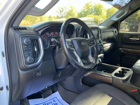 Used 2021 Chevrolet Silverado 1500 LT Trail Boss w/ LPO, Dark Essentials Package image 16