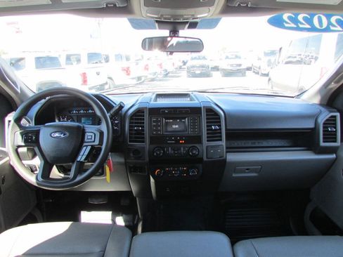 Used 2022 Ford F250 XL w/ Power Equipment Group RWD image 25