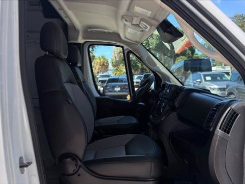 Used 2025 RAM ProMaster 2500 w/ Convenience Group FWD image 16