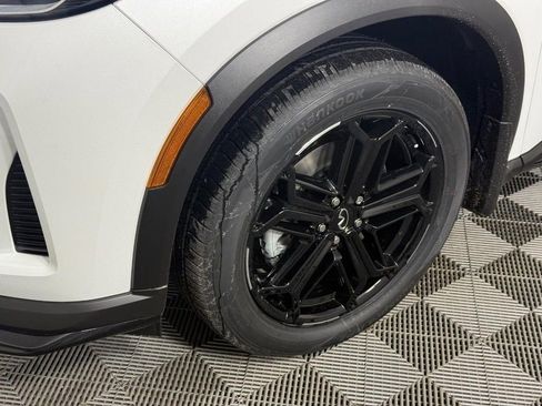 New 2026 INFINITI QX60 Sport image 11