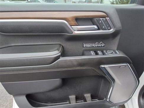 Used 2024 Chevrolet Silverado 1500 High Country image 20