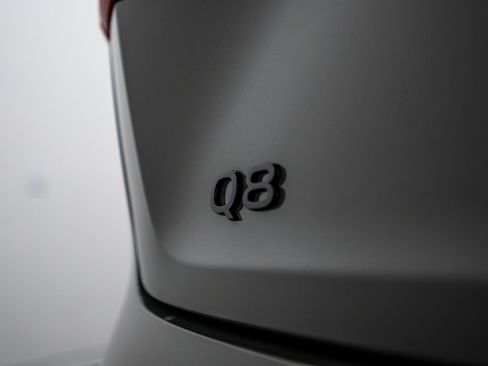 Certified 2024 Audi Q8 e-tron Premium Plus image 24