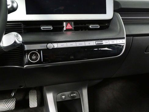 Used 2023 Hyundai Ioniq 5 SEL RWD image 16