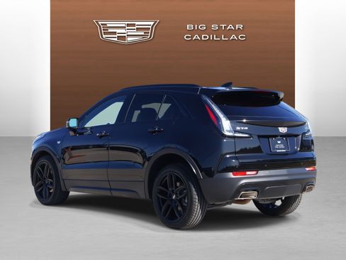 Certified 2022 Cadillac XT4 Sport w/ Safety Alert Package image 3