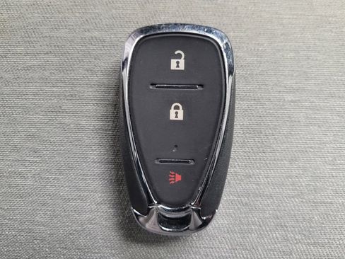 Used 2024 Chevrolet Equinox LS image 32