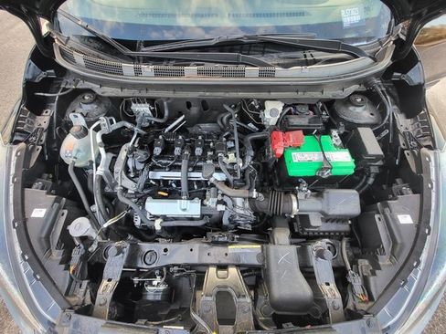 Used 2024 Nissan Kicks SR w/ SR Premium Package image 9