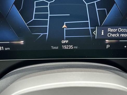 Certified 2025 BMW 530i xDrive w/ M Sport Package image 31