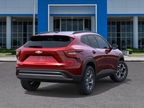 New 2026 Chevrolet Trax LT FWD image 4