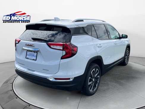 Certified 2022 GMC Terrain SLT AWD/4WD image 5