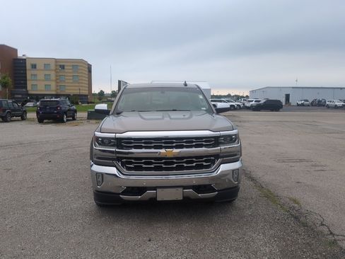 Used 2017 Chevrolet Silverado 1500 LTZ w/ Sport Package AWD/4WD image 2