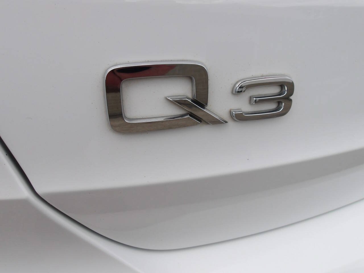 Used 2019 Audi Q3 2.0T Premium AWD/4WD image 37