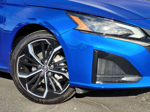 New 2025 Nissan Altima 2.5 SR image 3