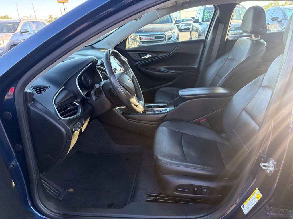Used 2020 Chevrolet Malibu Premier FWD image 15