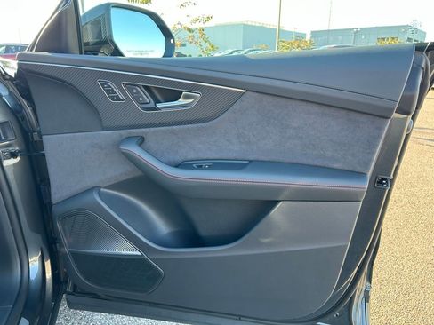 New 2026 Audi SQ8 Prestige image 45