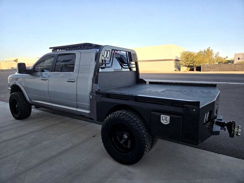 Used 2024 RAM 3500 Limited w/ Safety Group image 11