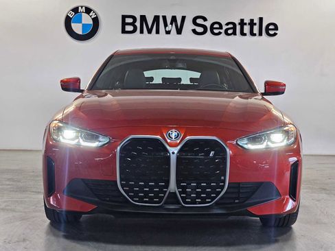 Used 2023 BMW i4 eDrive35 w/ Premium Package RWD image 6
