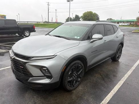 Used 2025 Chevrolet Blazer RS w/ LPO, Floor Liner Package AWD/4WD image 5