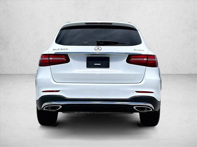 Used 2019 Mercedes-Benz GLC 300 4MATIC image 4