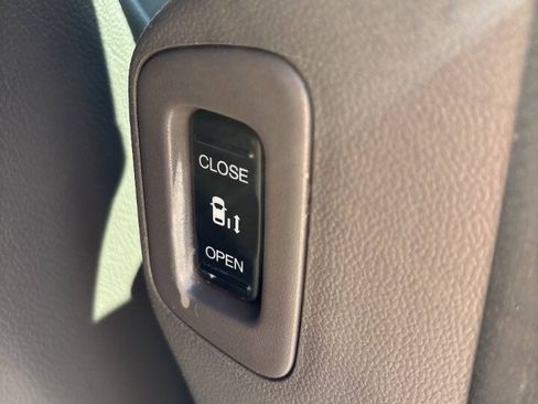 Used 2016 Honda Odyssey EX-L image 20