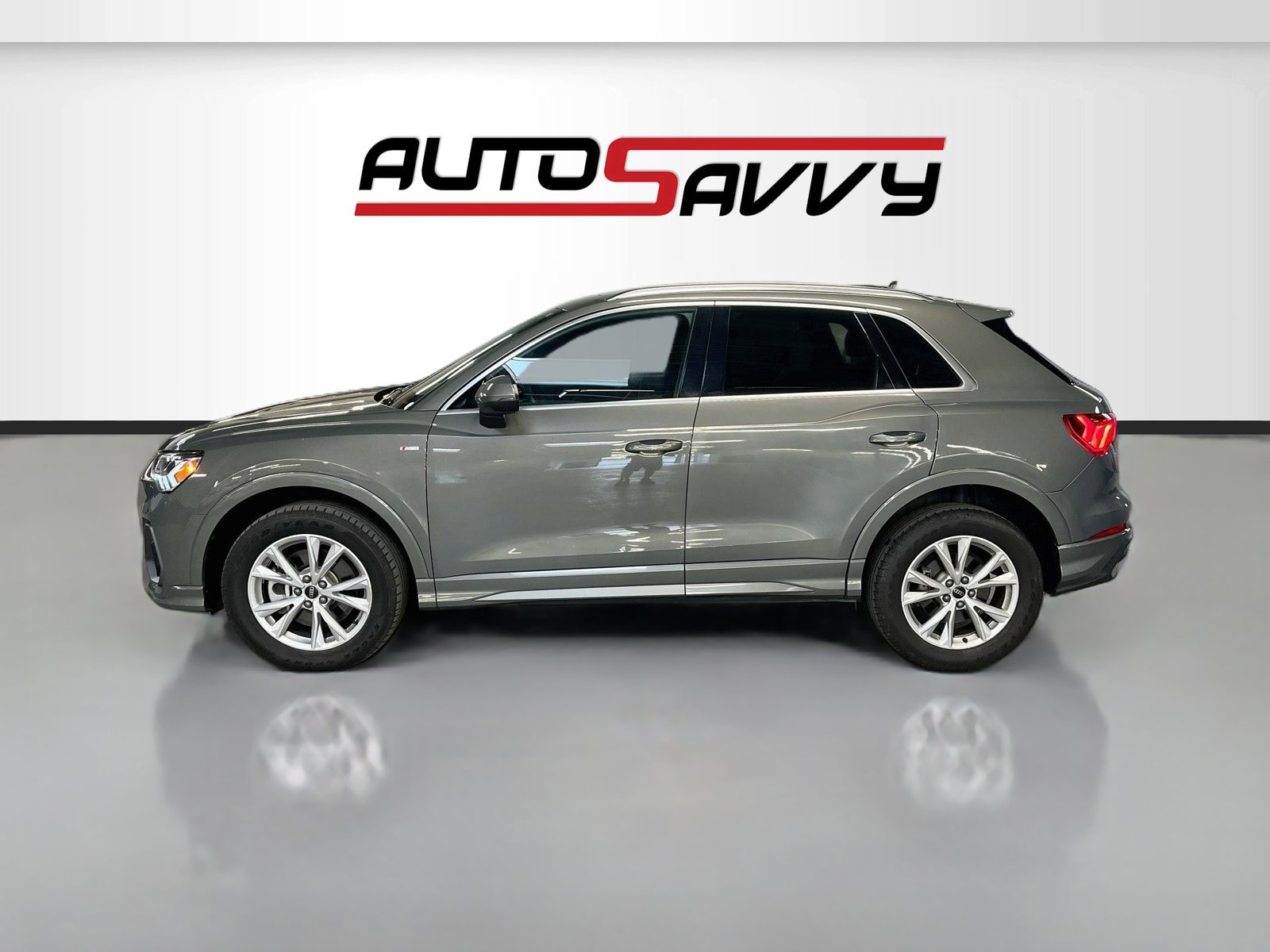 Used 2025 Audi Q3 2.0T Premium AWD/4WD image 4